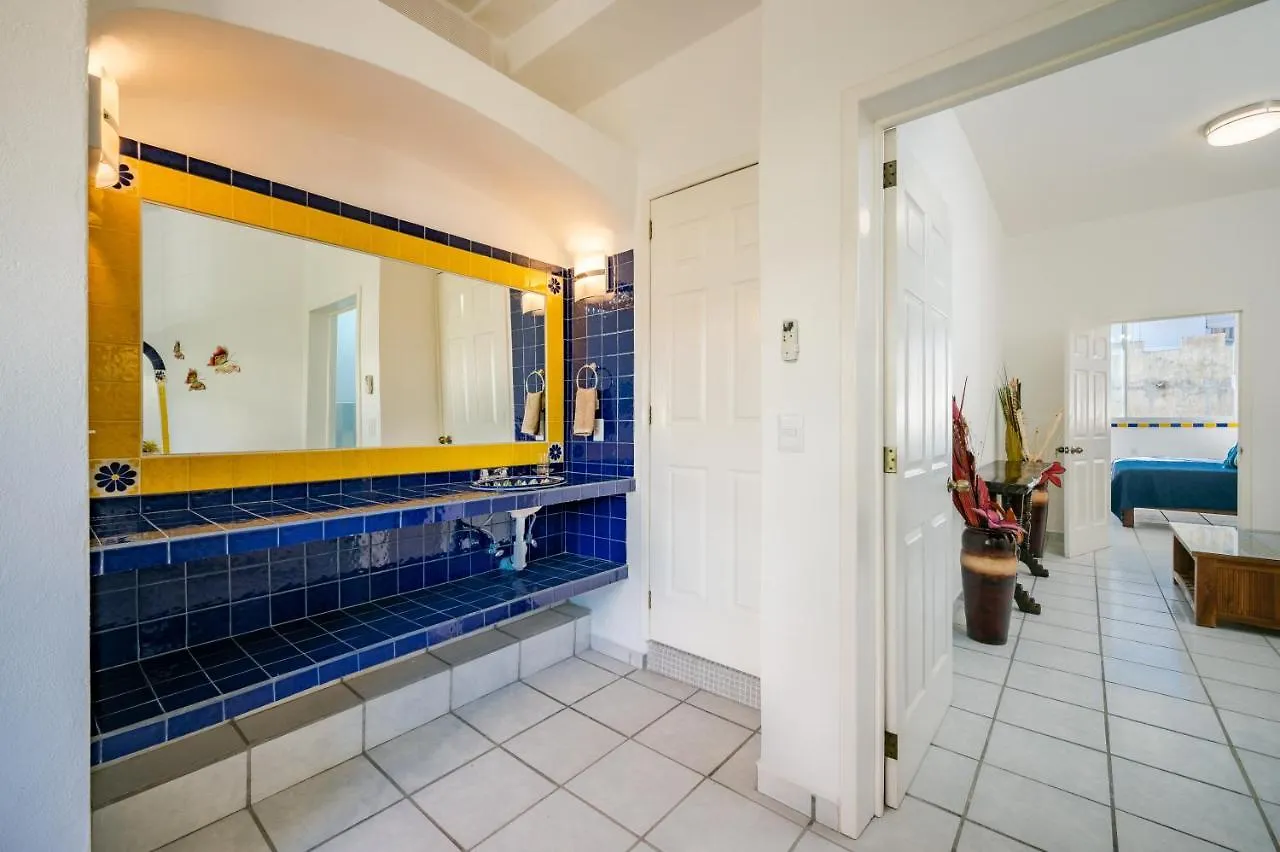 *****  Dance Studio & Swimming Pool Hotel Puerto Vallarta Mexico